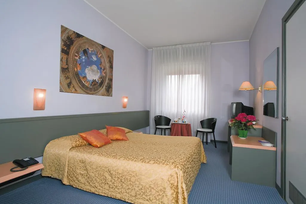 Hotel Ristorante Brusco Caldiero 3*,